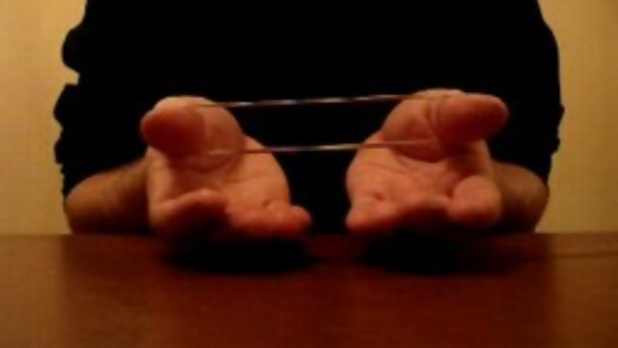 magic broken rubber band trick How to Apply Rubber Band Magic Tricks - 1